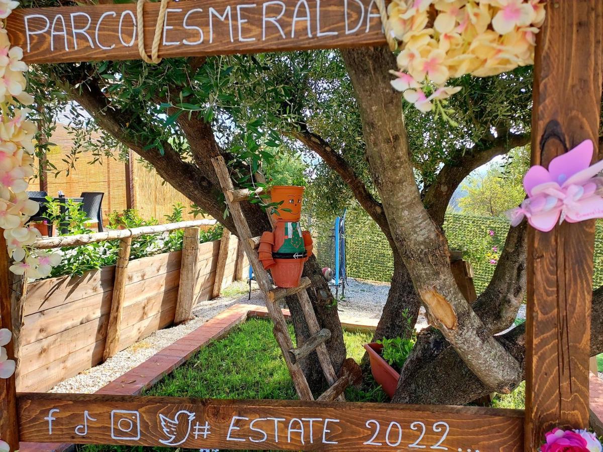 Parco Esmeralda - Family Residence E Breakfast มารีนาดีกาเมโรตา ภายนอก รูปภาพ